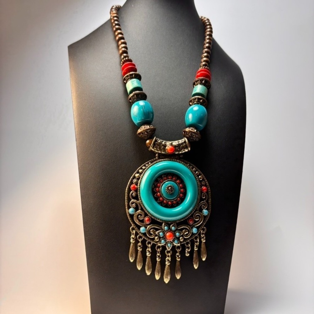 Chunky Vintage Necklace Wood Beads Boho Chunky Blue Resin Pendant - Picture 5 of 10